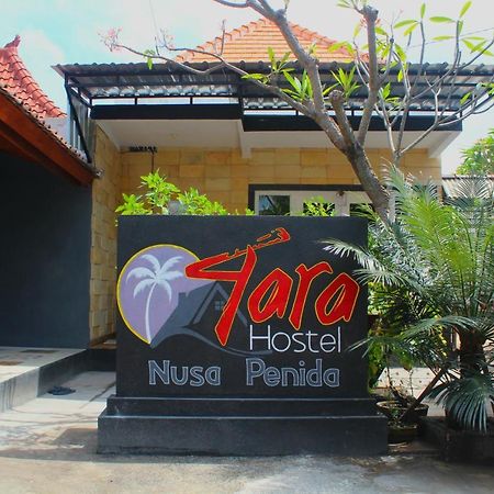 Tara Hostel Batununggul Buitenkant foto